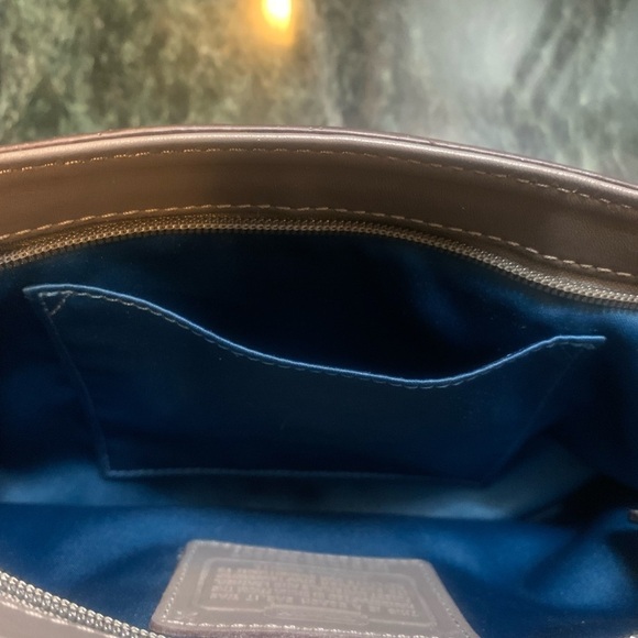 Coach wristlet zippered purse - Picture 8 of 8